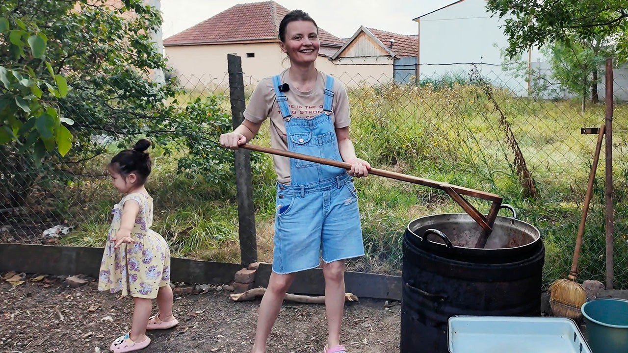 Así sobreviven las familias rumanas a los inviernos más duros de Europa 🇷🇴