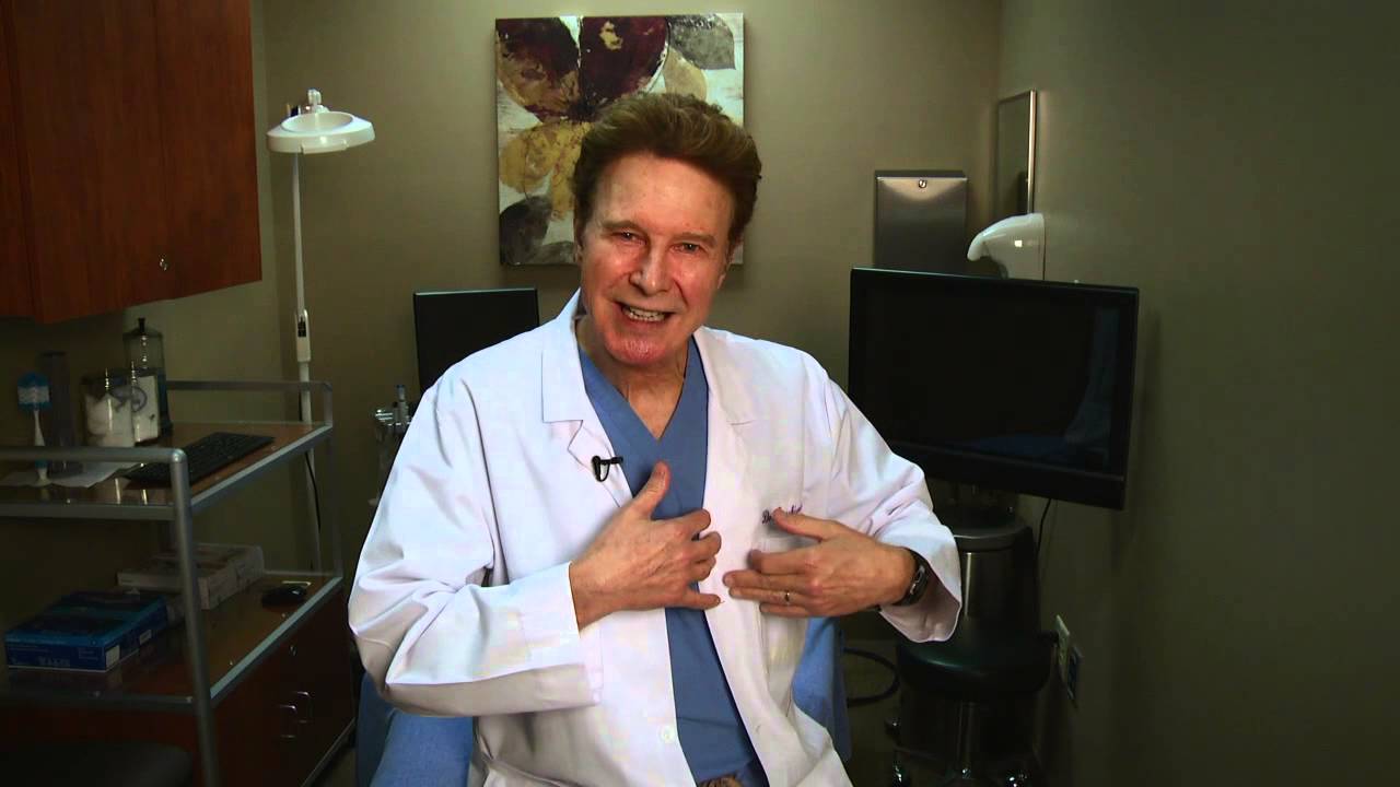 Dr. Joe Gryskiewcz explains a dual-plane breast augmentation.