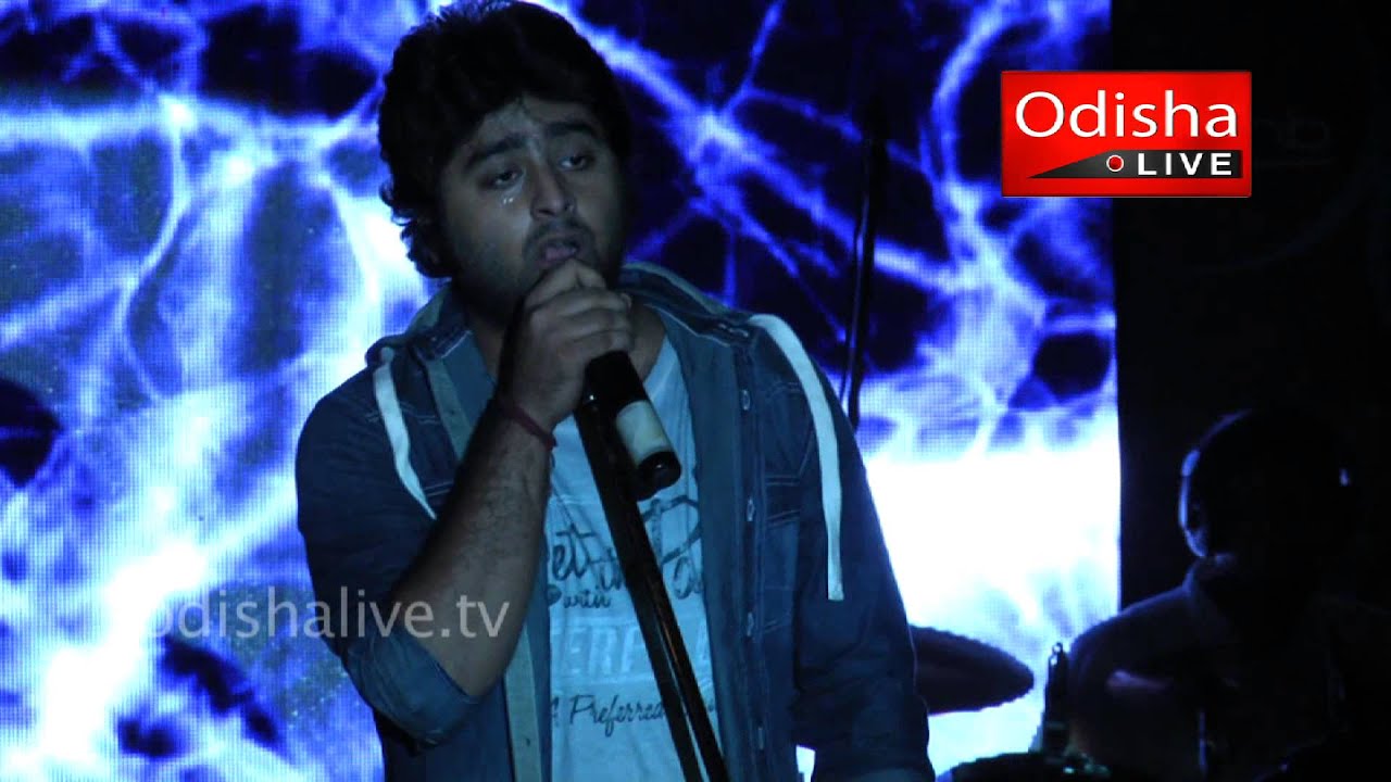 Arijit Singh Live - Dil Sambhalja Zara - XIMB Xpressions 2013