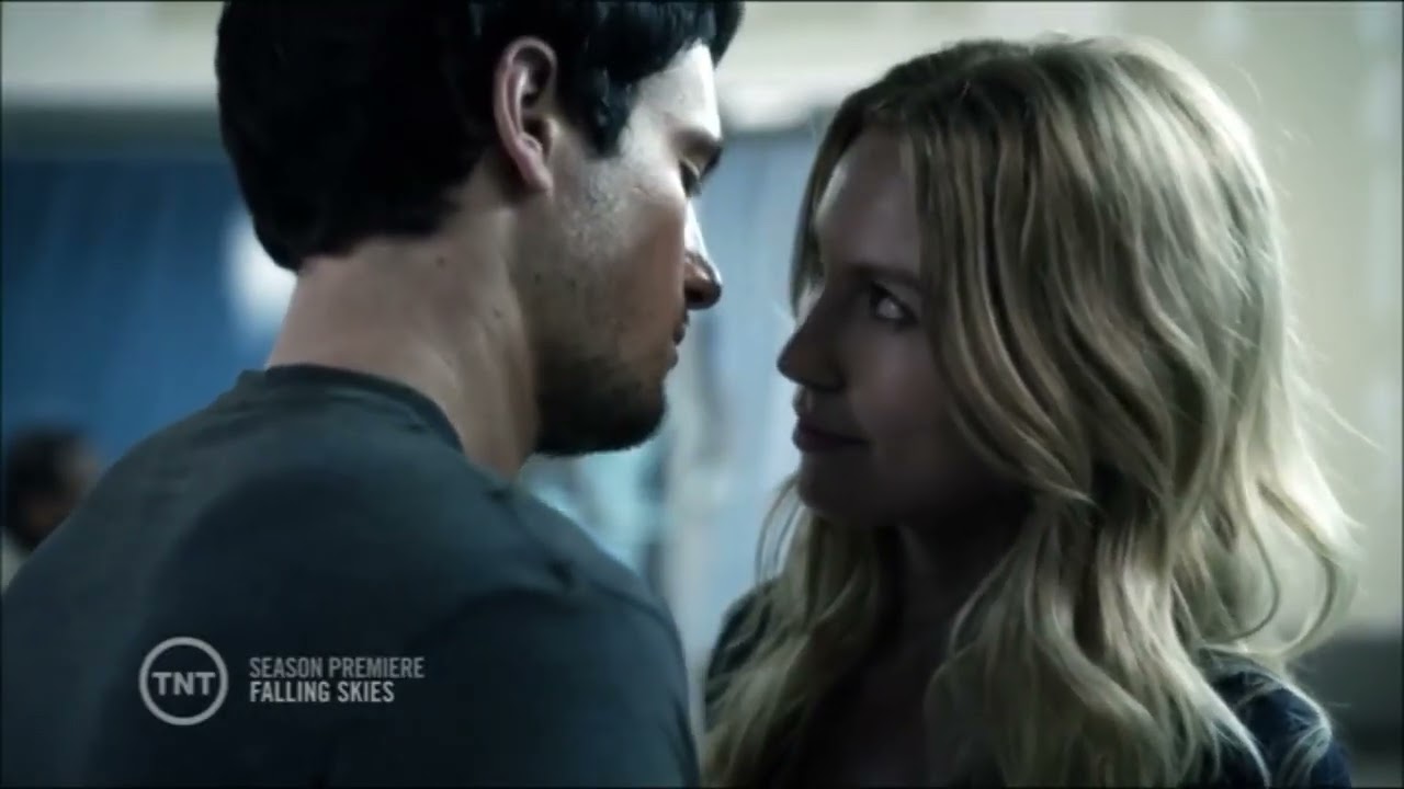 Falling skies | Hal and Maggie
