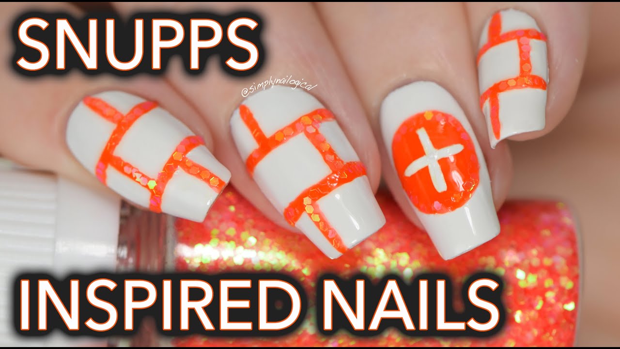 Snupps app inspired nail art
