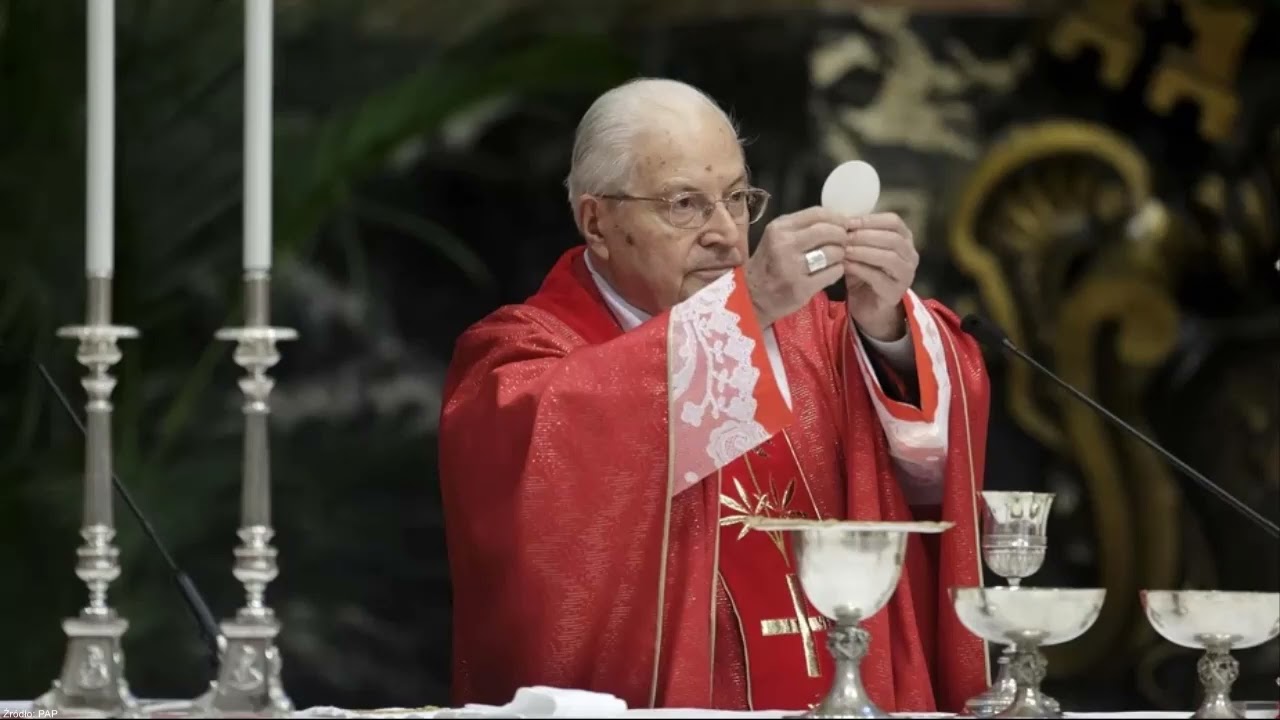 Media: Kardynał Angelo Sodano w stanie krytycznym.