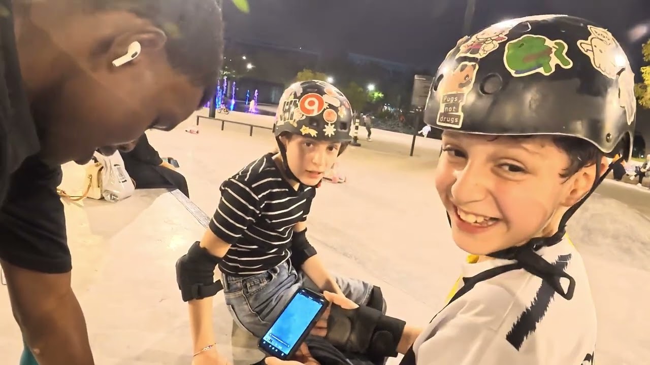 Uploaded: Met a Random Skater & Tried New Tricks 😎