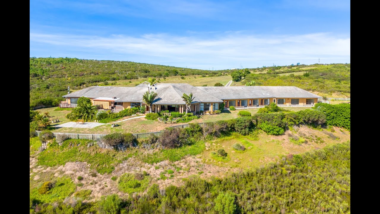 13 Bedroom Lodge For Sale in Uitzicht, Knysna