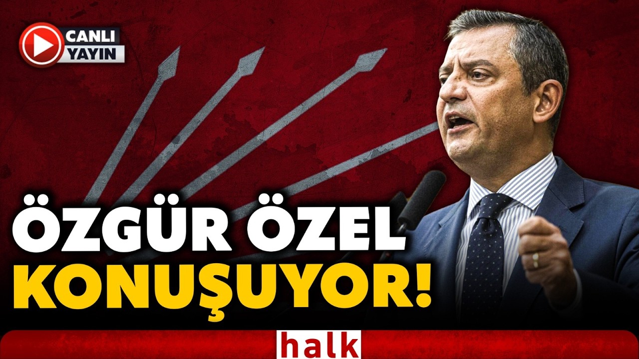 Özgür Özel, Deniz Baykal İçin Devlet Mezarlığı'nda Düzenlenen Anma Törenine Katıldı!