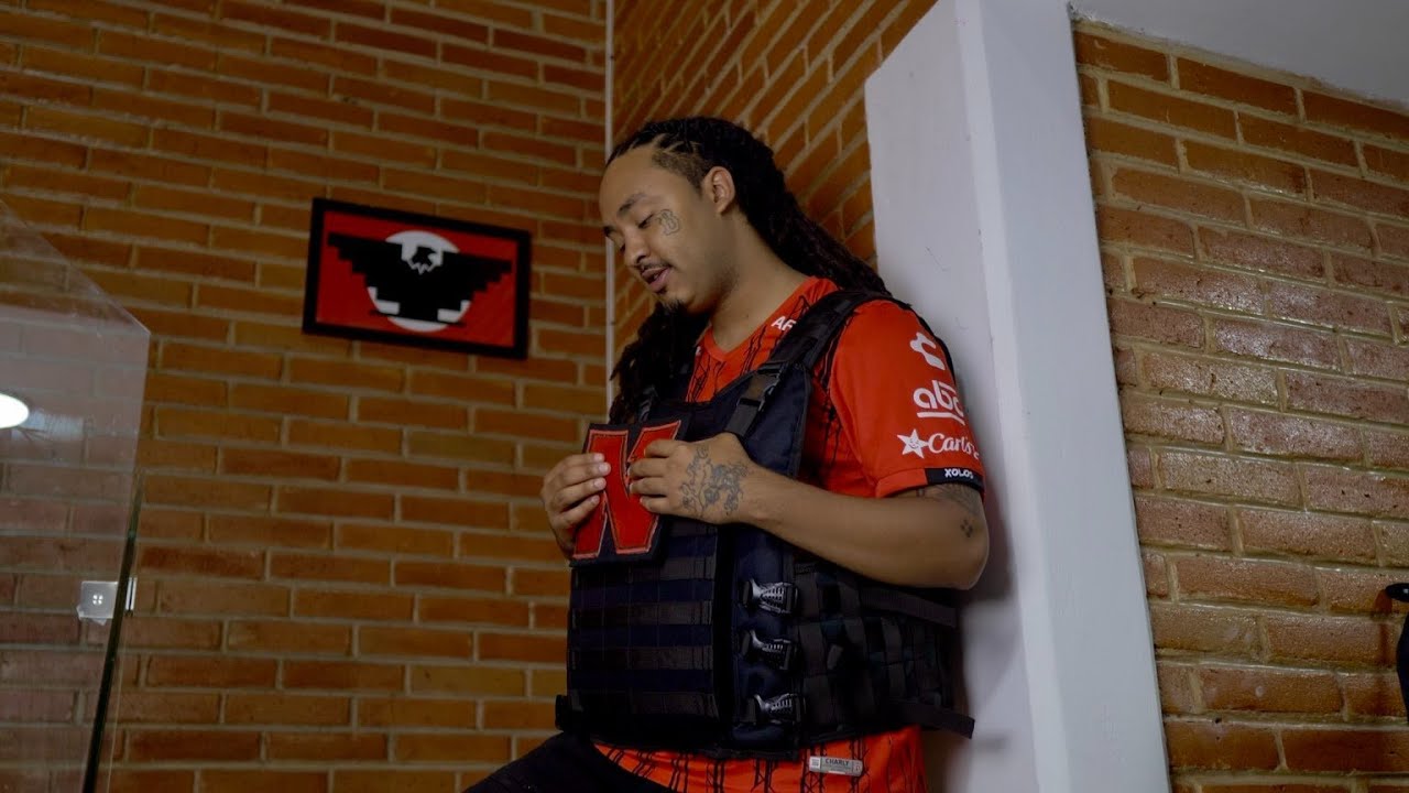 El Kryminal - Hombre de Negocios Ft. El Demonio & Rico 2 Smoove (Official Video) Shot by Shimo Media