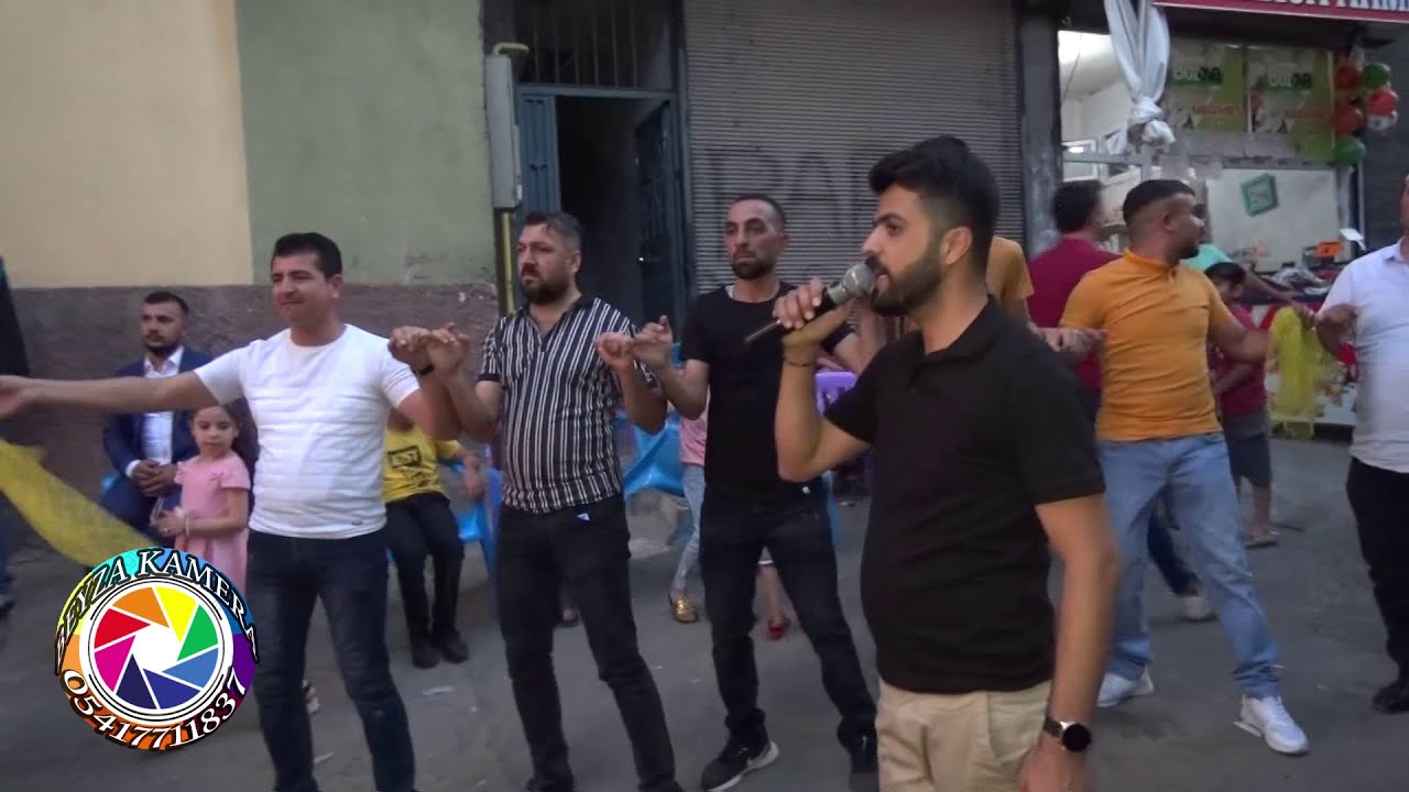 Grup Şile Burhan Oğul Halay Başında Konuk Sanatcı Özdiyar Kadir Buzcudan Muhteşem Eserler Ortamlık