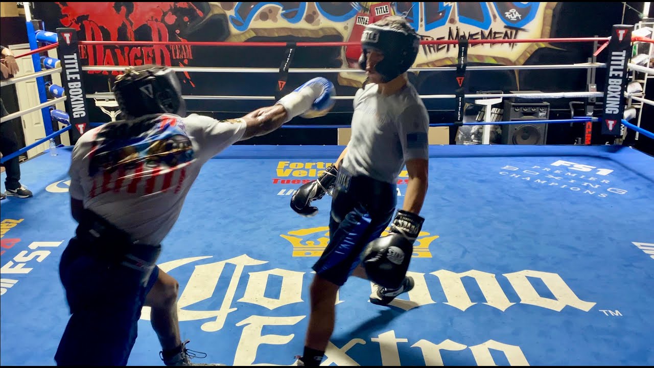 SPARRING WITH A PROFESSIONAL AT THE BOXING GYM!!!