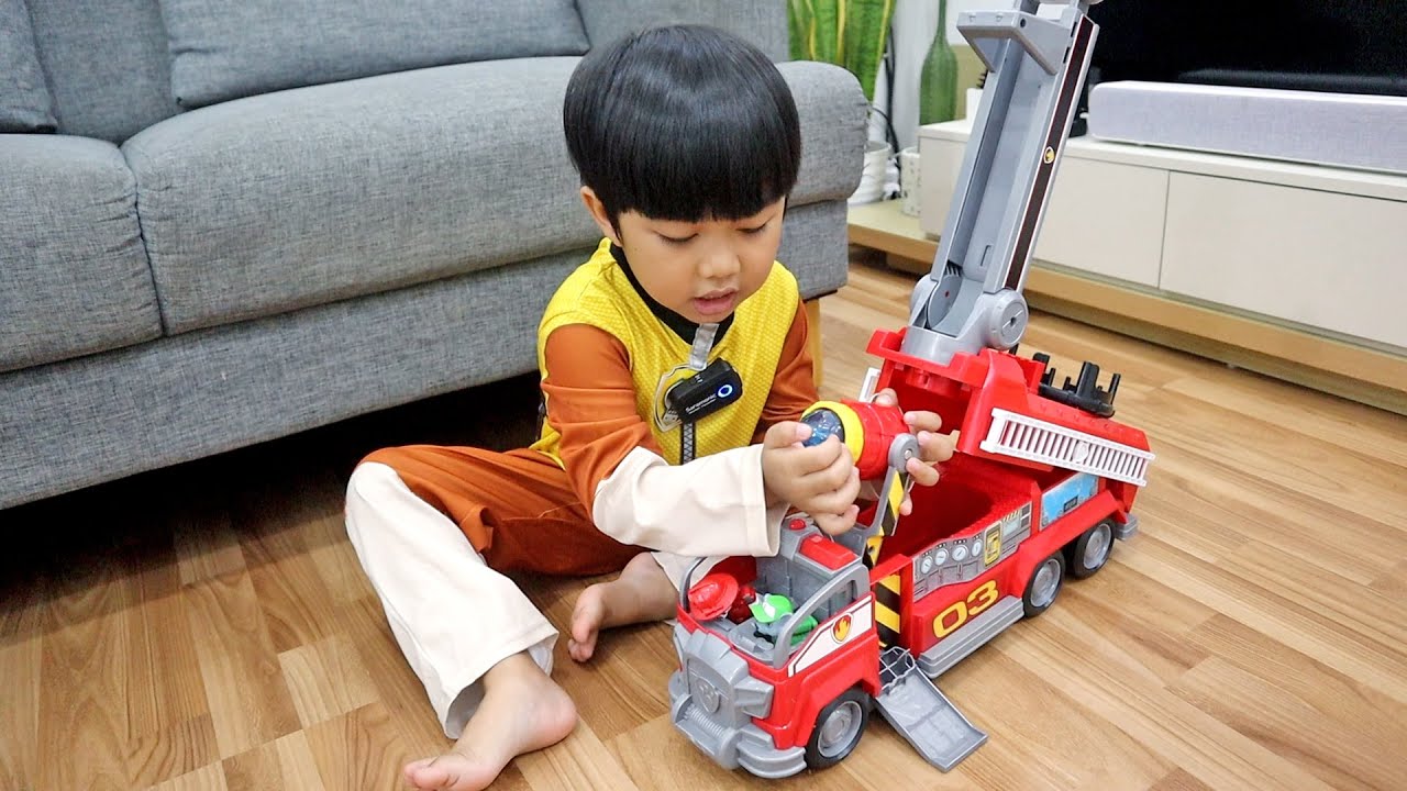 Kyo Menjadi RubblePaw Patrol & Main Mobil Pemadam