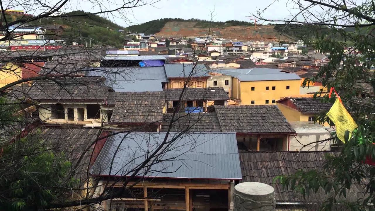 Tibetan Monastery in Diqing, Shangri-La, China!!