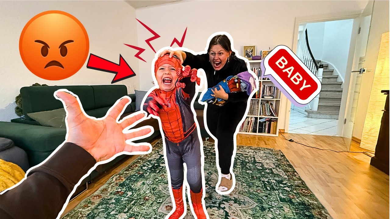ESCAPING😡ANGRY SPIDER-MAN VS ANGRY MOM😡 (HELP) (POV)