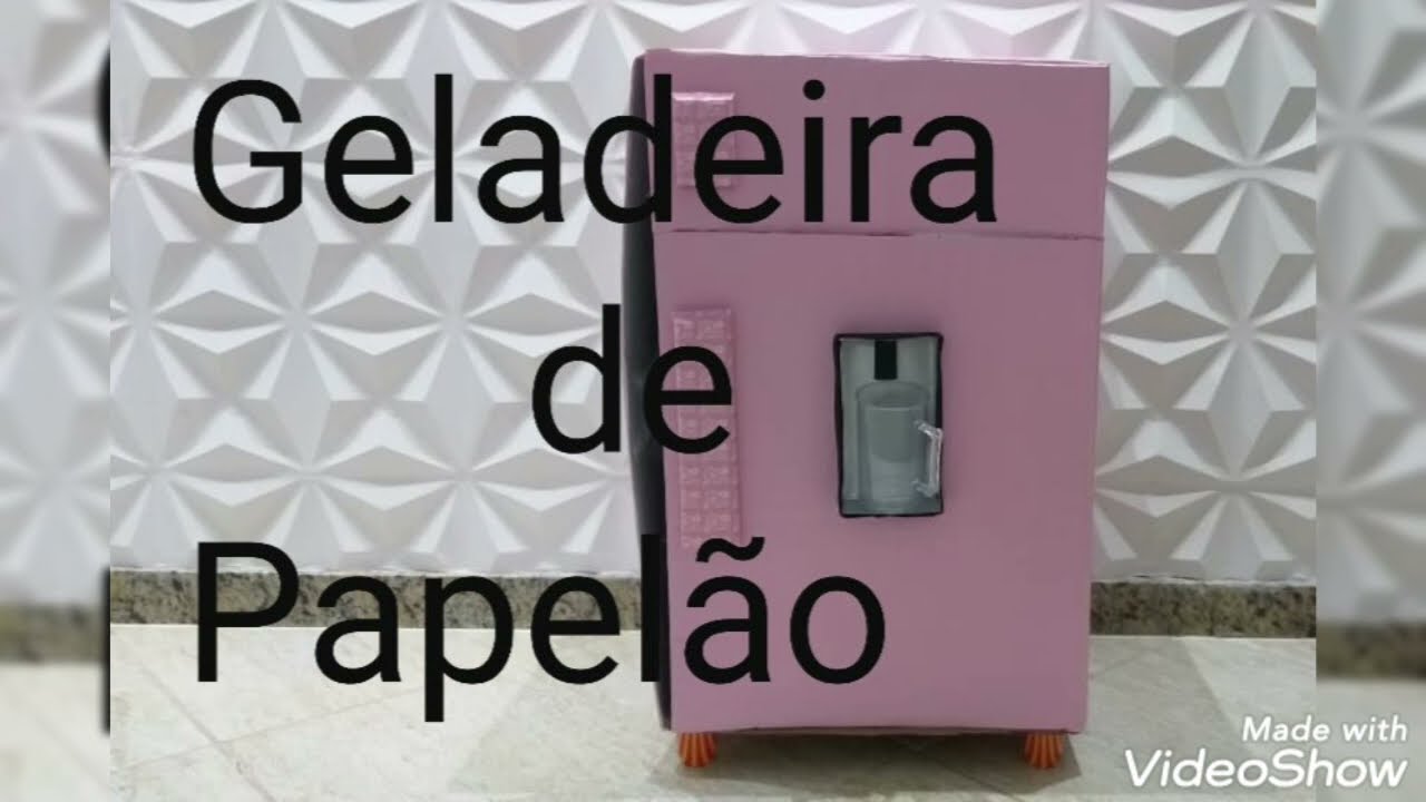 GELADEIRA DE PAPELÃO COM DISPENSER