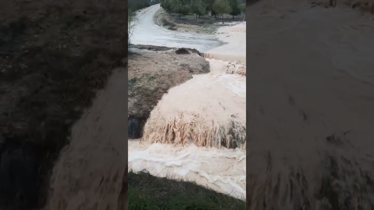 Se desborda el rio Genil