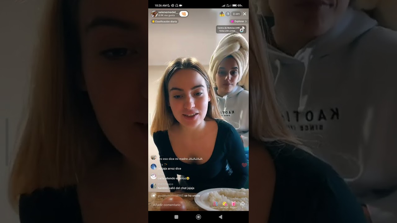 Selene y Carla - Tiktok 06/11/2023