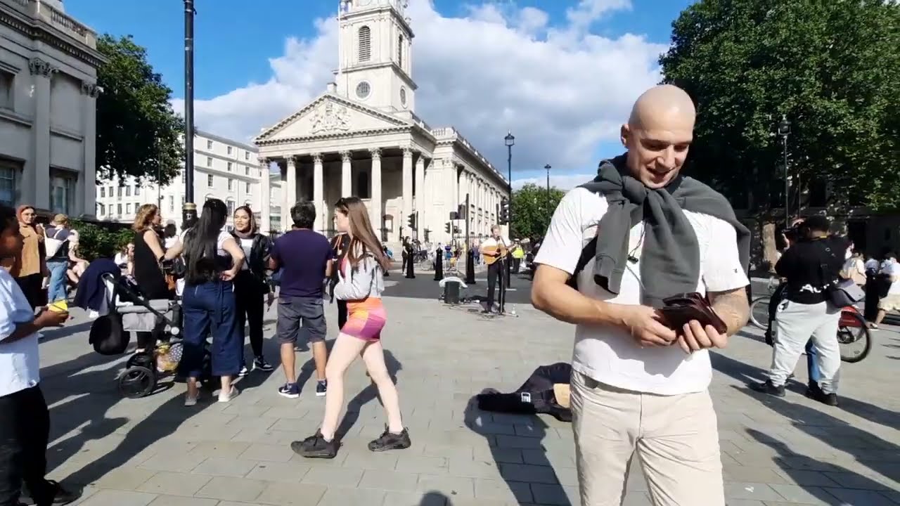 Trafalgar Square London 2022 UK | London Tourist Destination | Hidden Gems London Walking Tour