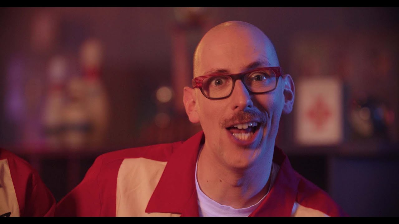 QW4RTZ - Summer of '69 / Sunglasses at Night (a cappella)