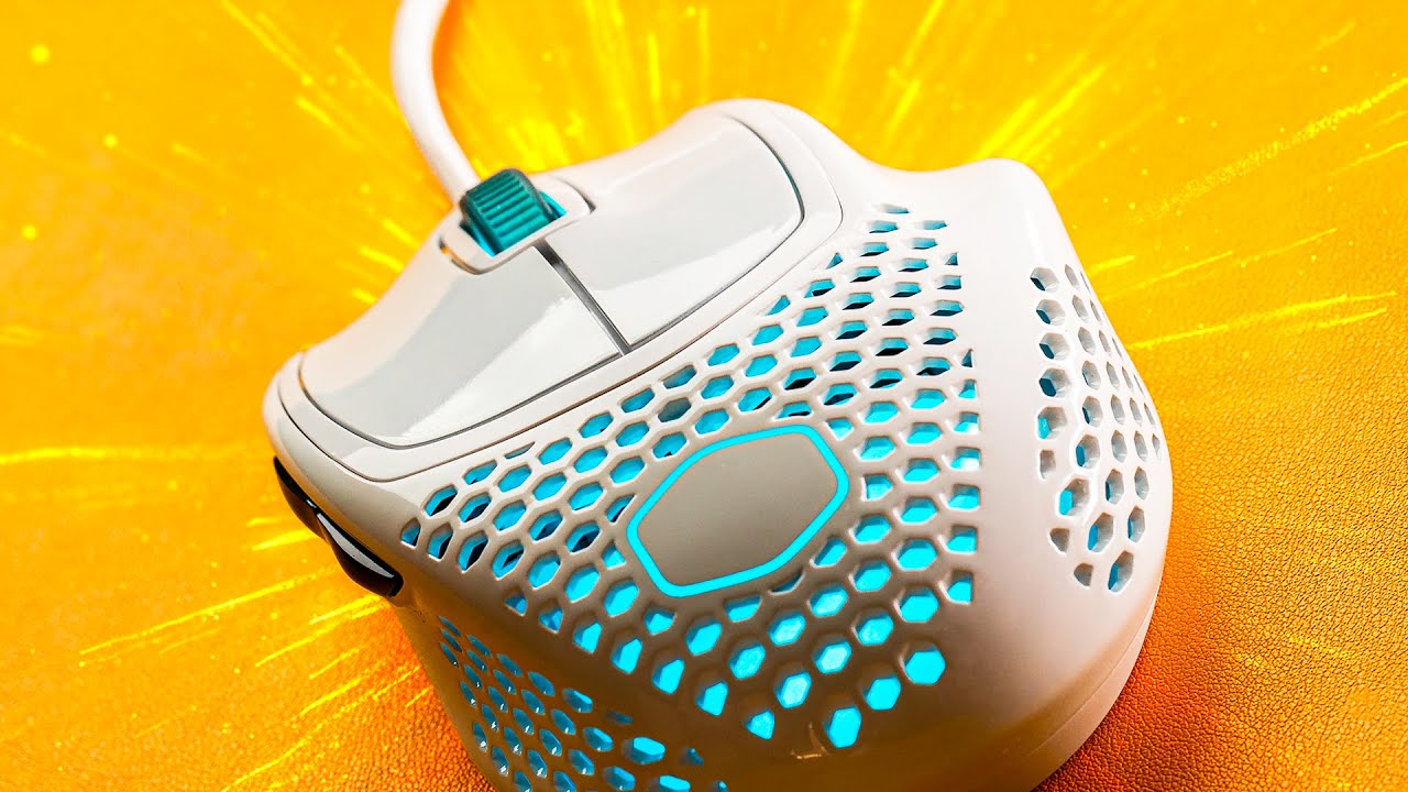 Cooler Master MM720 Review - The Most COMFORTABLE Gaming Mouse!