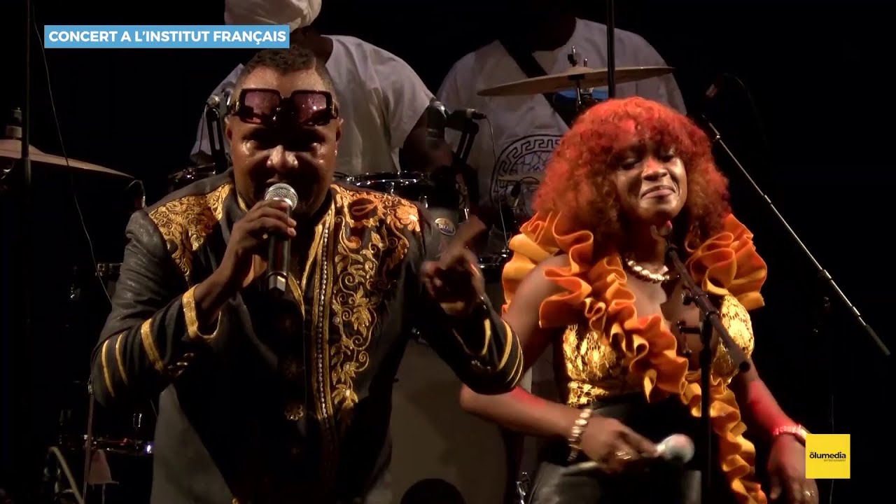 RICO'S CAMPOS ACCOMPAGNÉ DE CMIEL SUR LE GRAND SPECTACLE LIVE A L'INSTITUT FRANCAIS DE COTONOU