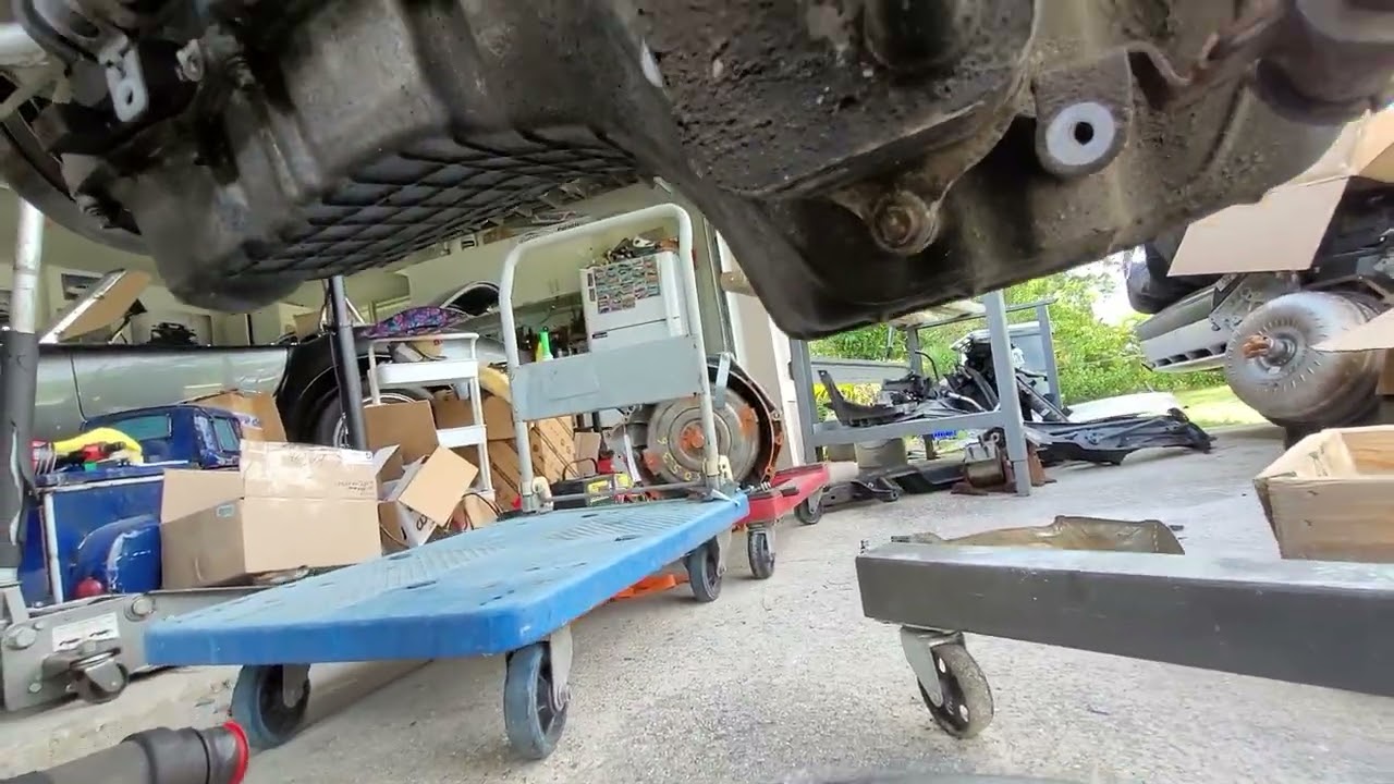 Удалить масляный охладитель Godzilla 7.3L из Billet Pro Shop BPS