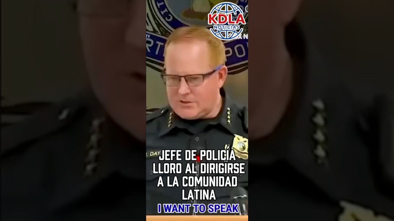 JEFE DE POLIC&Iacute;A LLORA AL DIRIGIRSE A LA COMUNIDAD LATINA #police #comunidad #latina #migracion