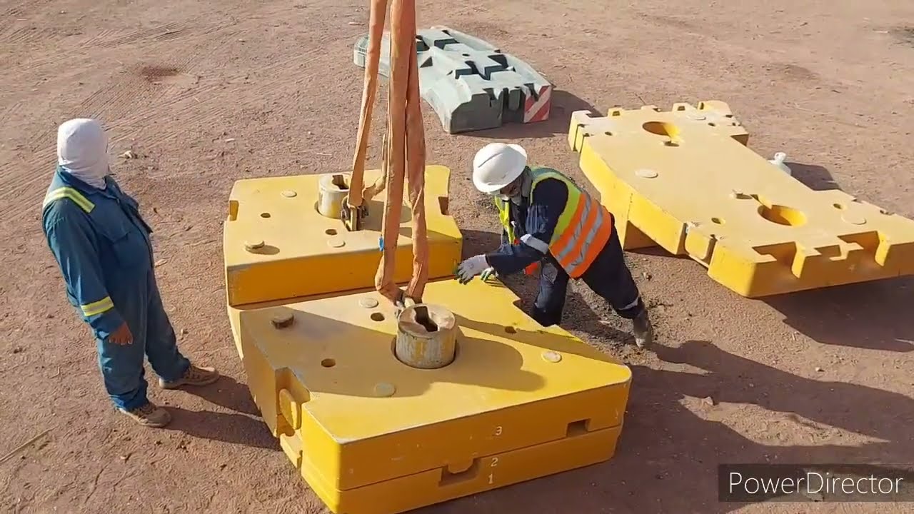 ATF-110 G-5 TADANO FAUN crane operator cab review
