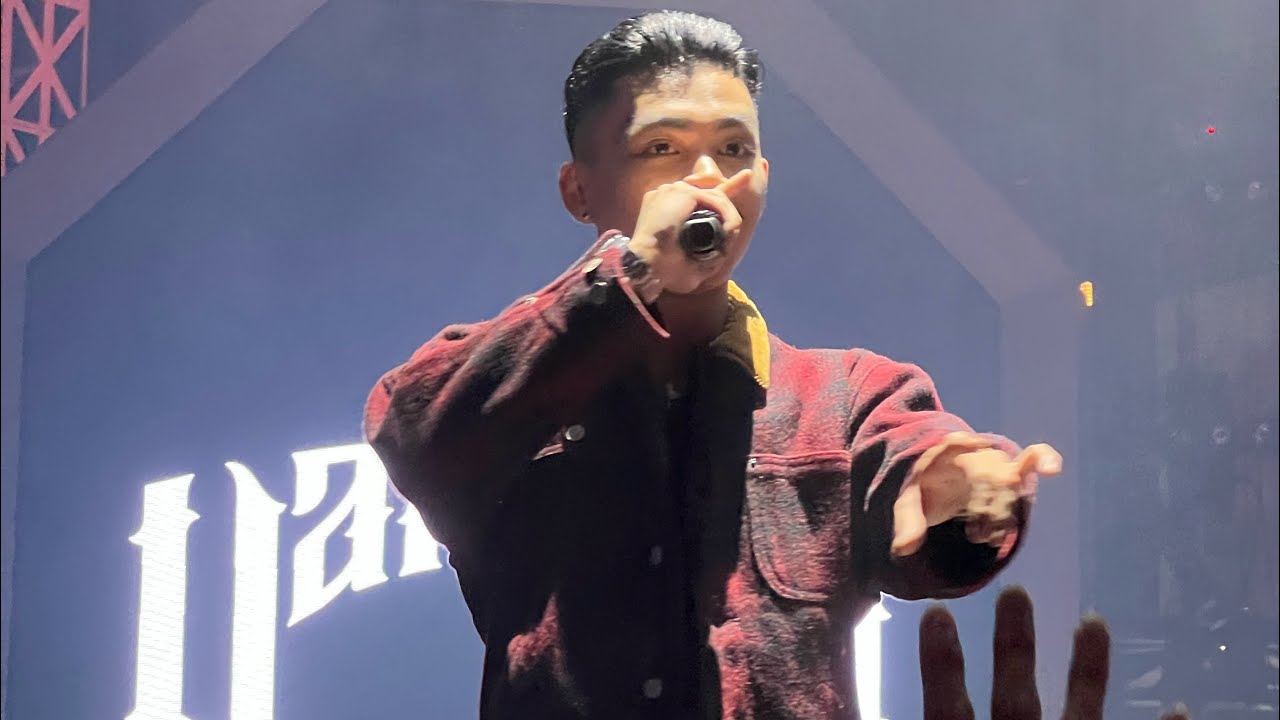 @VannDaOfficial19000  performs in Tokyo's Raise club. #TimetoRaise #bokkalo #soloagain #អីតែមិនអី