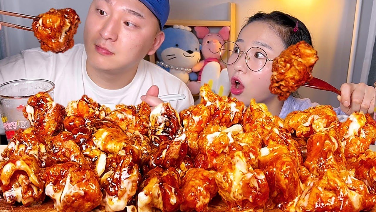 복날이다!🍗 남자친구랑 처갓집 순살 슈프림 양념치킨 블랙라벨 먹방 Mukbang