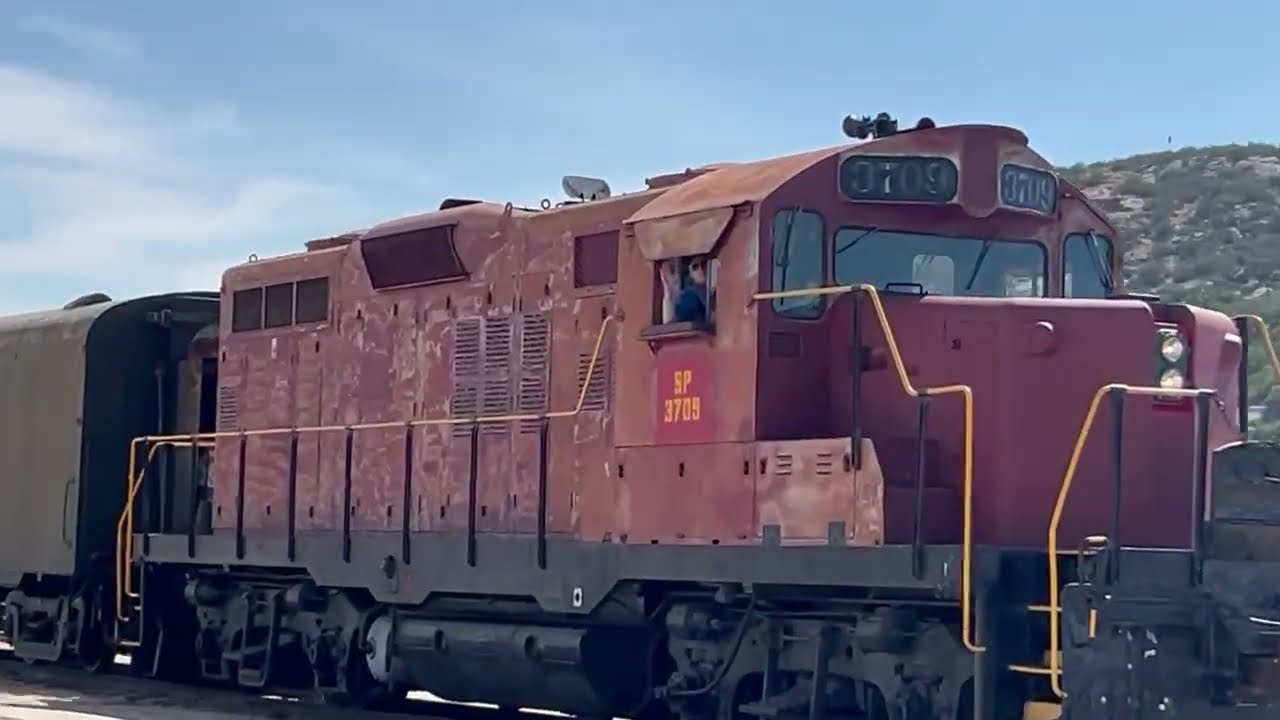 SP 3709 Leading The San Diego and Arizona Railway w/ Nice Crew! Campo, CA