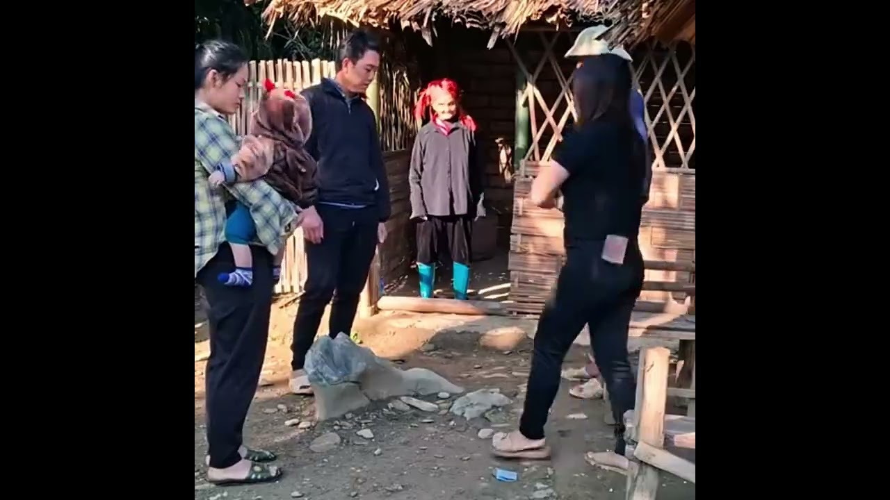 A single mother goes to repair the pond embankment and then comes home to cook a meal with