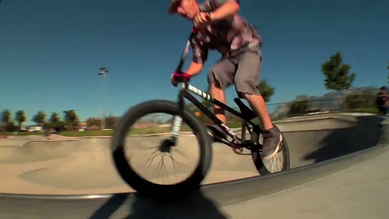 Channel 4down bmx  at home with cam wood