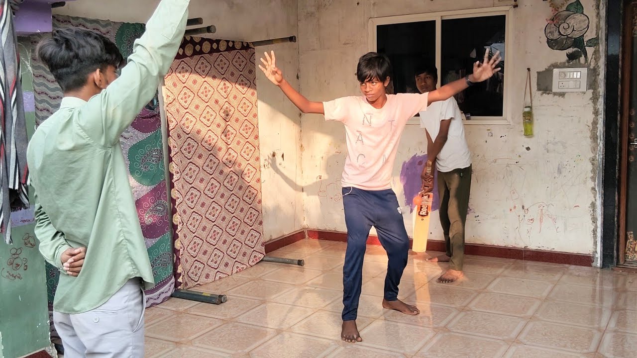 AAJ HAM SAB BHAI YONE  KHELA CRICKET 