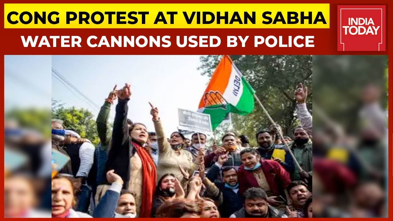 Congress Protests Outside Vidhan Sabha Against Kejriwal Govt; Water Cannon Used On Protesters