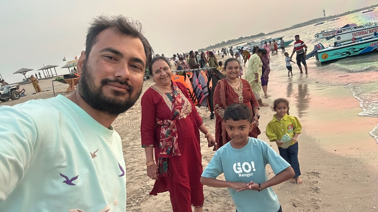 Full Family Dwarka Farva Gaya Ne Dwarkadhish Na Darshan Karya.. Jay Dwarkadhish 