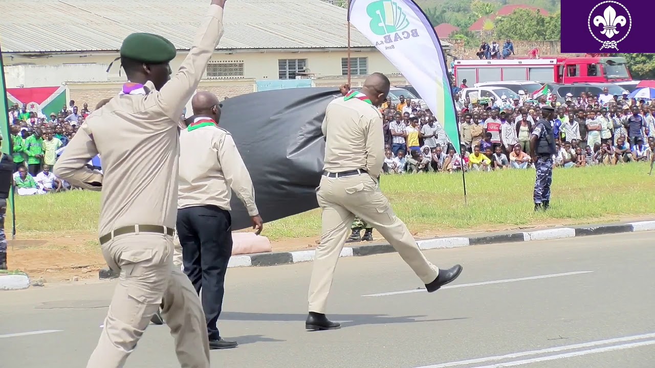 Célébration de la fête de l’indépendance du #Burundi par les scouts du Burundi