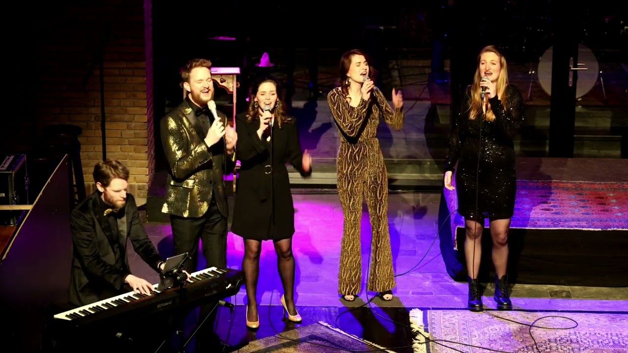 Vocalgroup Blendin'5 - The World Keeps You Waiting (Arr. The New York Voices)