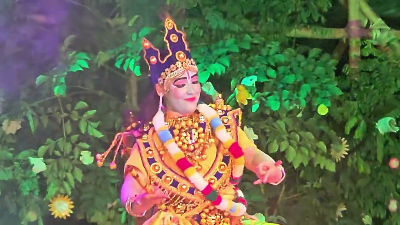 ভাদৈ মহাৰাসত ৰিম্পী দত্তৰ সুন্দৰ কৃষ্ণ নৃত্য
