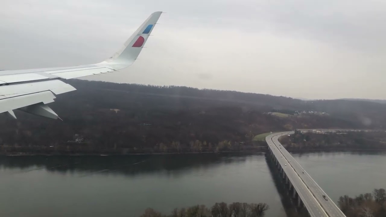 American Airlines A321 [HARRISBURG APPROACH]
