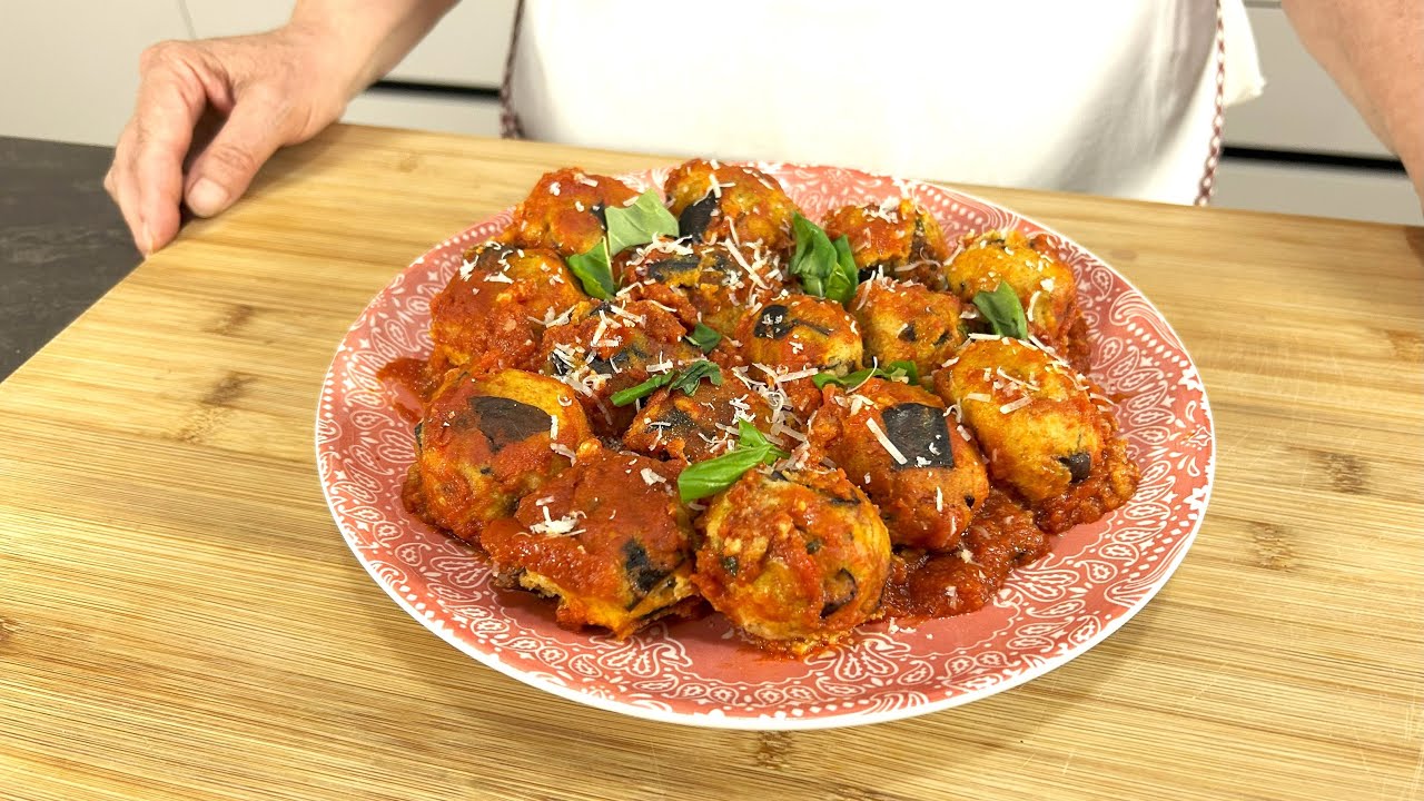 СУПЕРИТАЛЬЯНСКИЙ 😍 Фрикадельки из баклажанов и рикотты в соусе