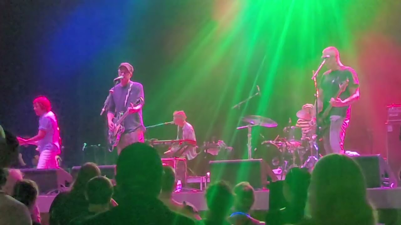 Fountains of Wayne - It Must Be Summer (Summerfest 2025)
