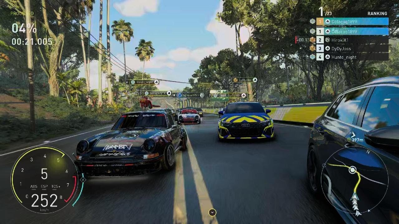 THE CREW MOTORFEST vodkaa taakii y moto con volante 