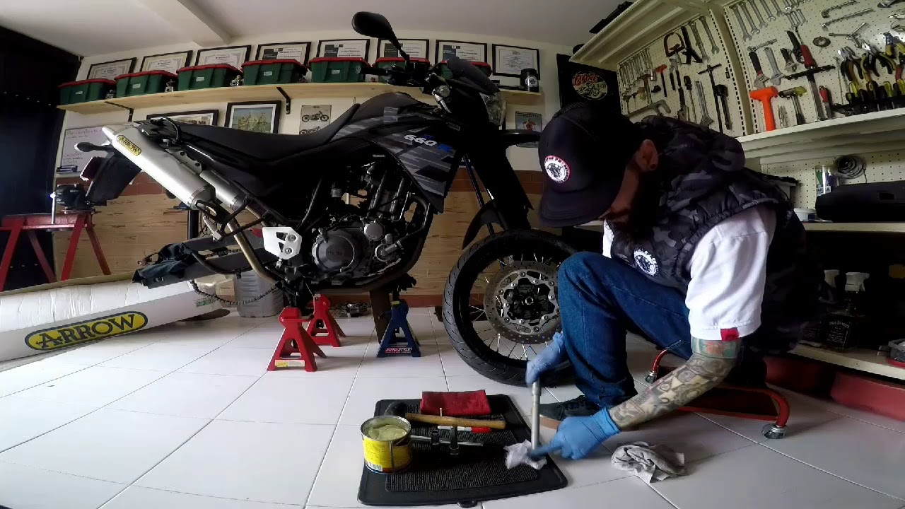 Yamaha XT660R personalizada.