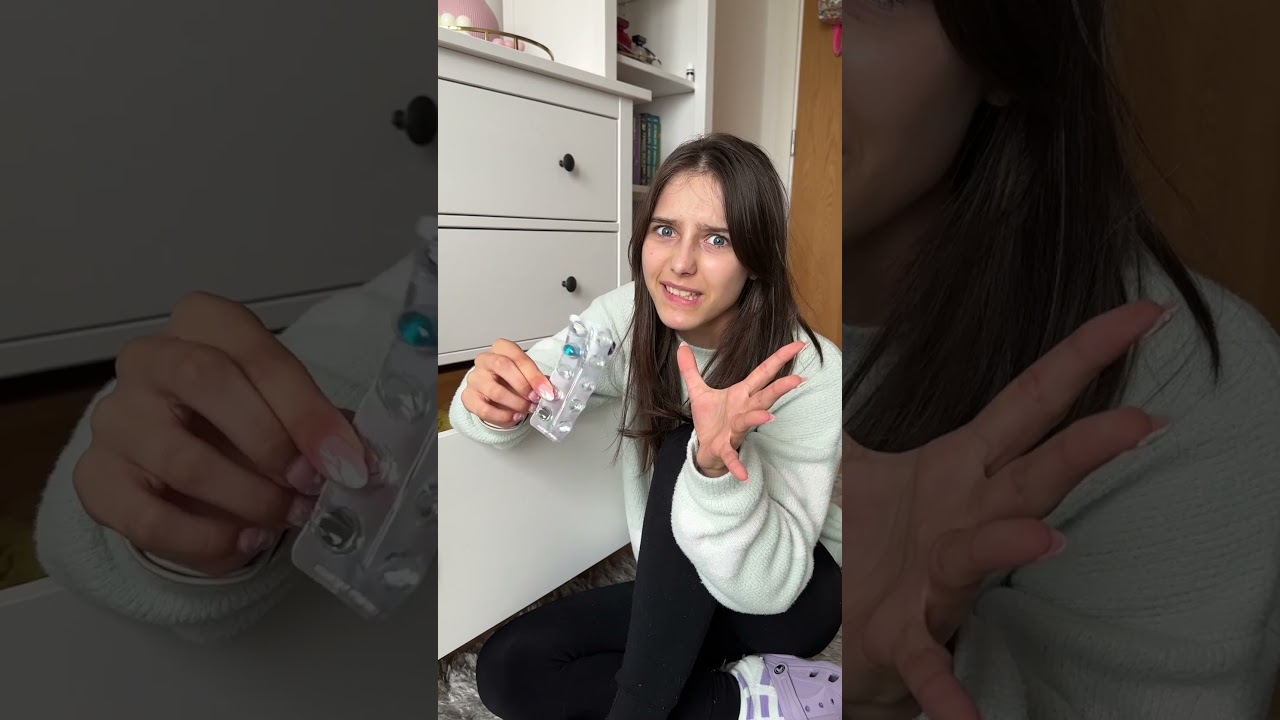 ❤️ CO PAKUJE NASTOLATKA DO SZKOŁY | Pusheen Gilr #shorts