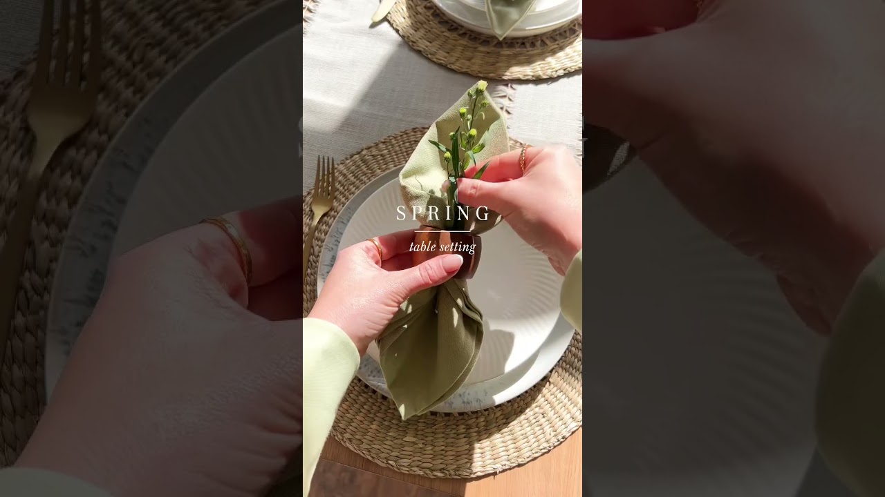 Spring Table Setting 🌿🌼 #tablesetting #tabledecor #tabledecoration #diningtable #diningroom
