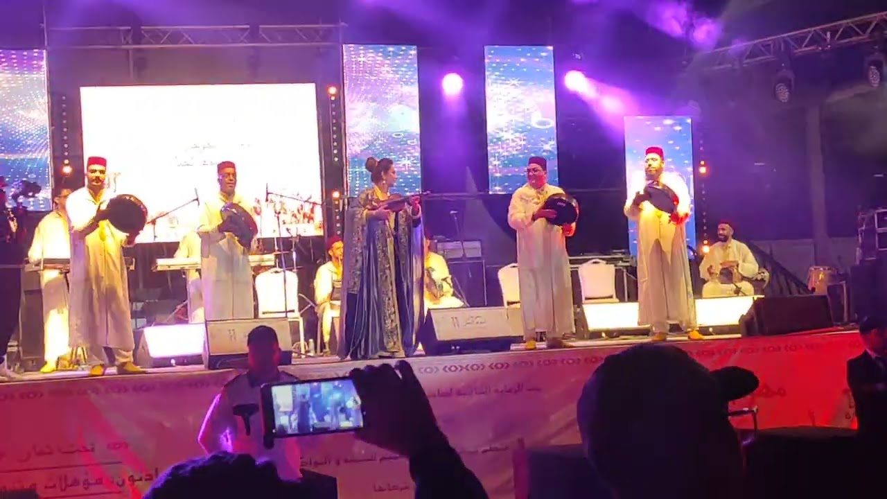 زينة الداودية بمهرجان أسبوع الجمل كلميم