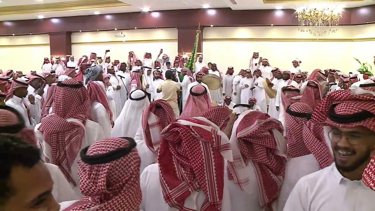 الزير والعرضة من حفل زواج احمد محمد حسن المحمادي من قصر نيارة للاحتفالات والمؤتمرات