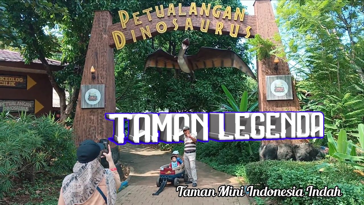 PETUALANGAN DINOSAURUS TAMAN LEGENDA KEONG EMAS - TMII