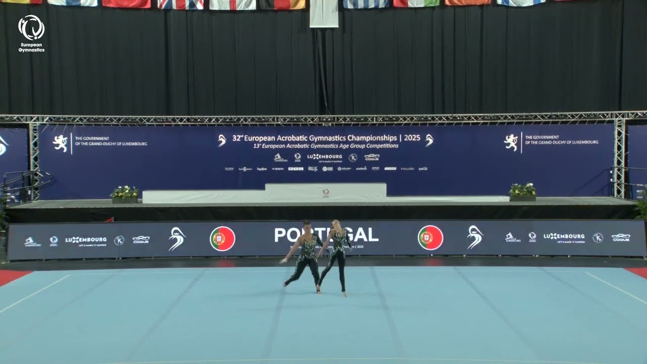 Silva & Ferreira (POR) - 2025 ACRO European silver medallists, Junior Women's Pairs Dynamic