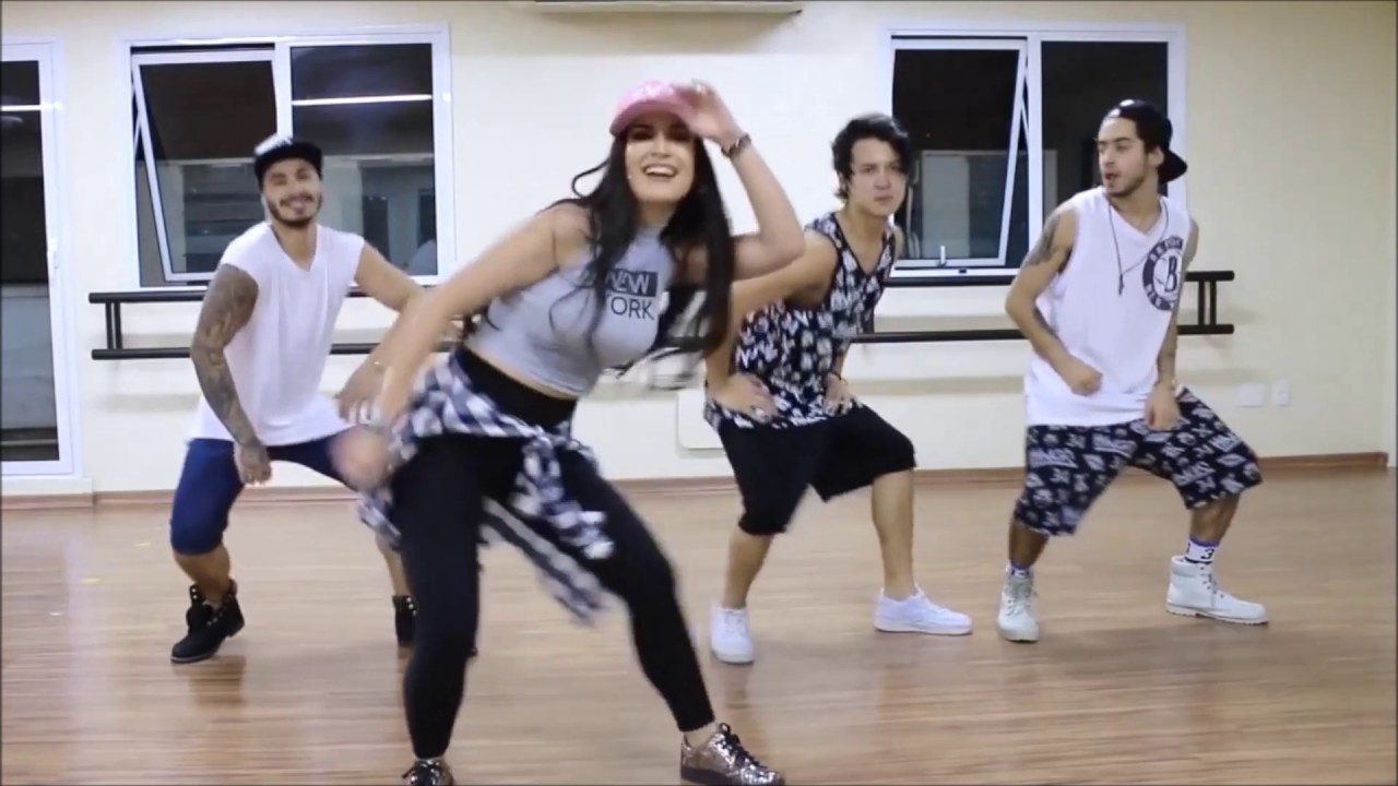 DAN&Ccedil;ANDO SIM OU N&Atilde;O COM TRIO YEAH!