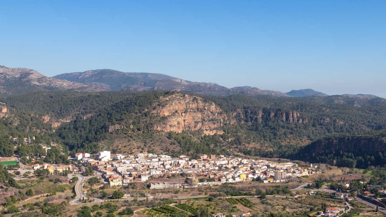 Descubre Olocau, ¡un destino genial para amantes del senderismo!  #MediterráneoEnAcción