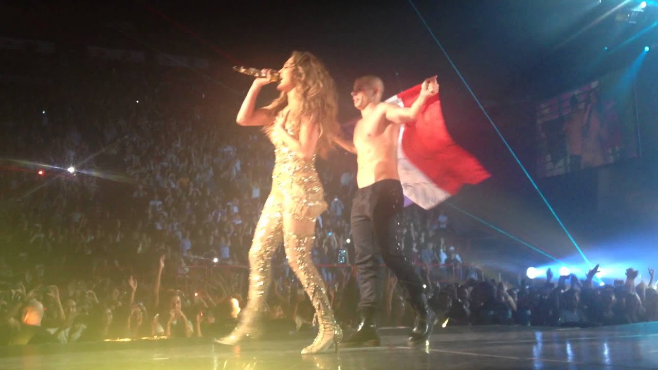 Jennifer Lopez Live Paris Bercy HD - Dance Again- 3